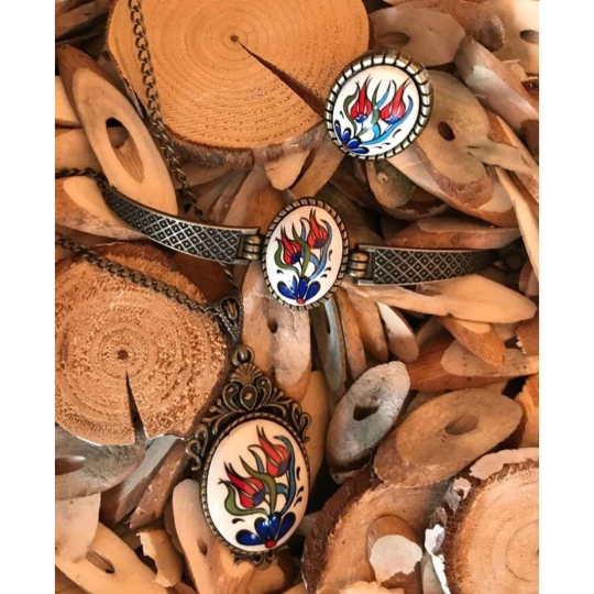 Floral Theme Bracelets - Jewelry Set - Bracelets for Women's & Girls - Wear Sierra