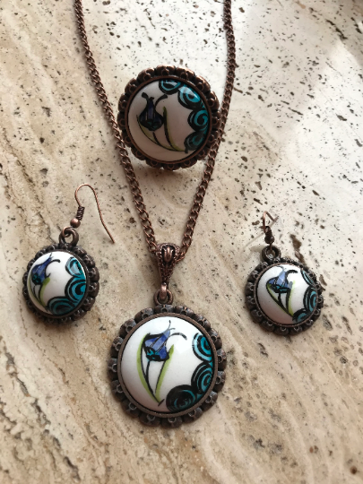 Handmade Necklace - Floral Jewelry Set - Gemstone Earrings - String Locket - Wear Sierra