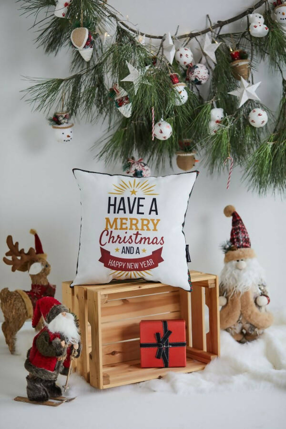 Christmas Pillow Cover, New Year Pillow Cover, Holiday Greetings Pattern Pillow Cover, Square 17"x17" - Wear Sierra